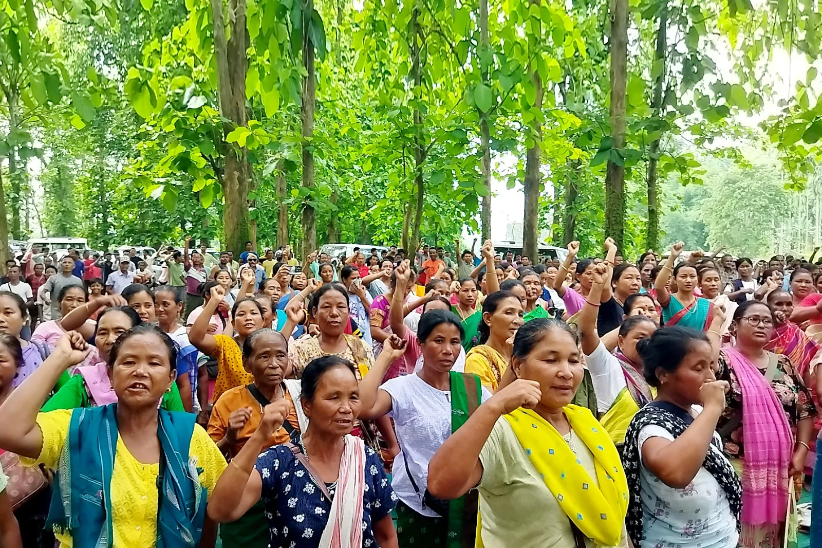  কুলশী নদীত জলবিদ্যুৎ প্ৰকল্প নিৰ্মাণৰ সিদ্ধান্তৰ  বিৰোধিতাৰে উকিয়ামত প্ৰতিবাদী সভা...