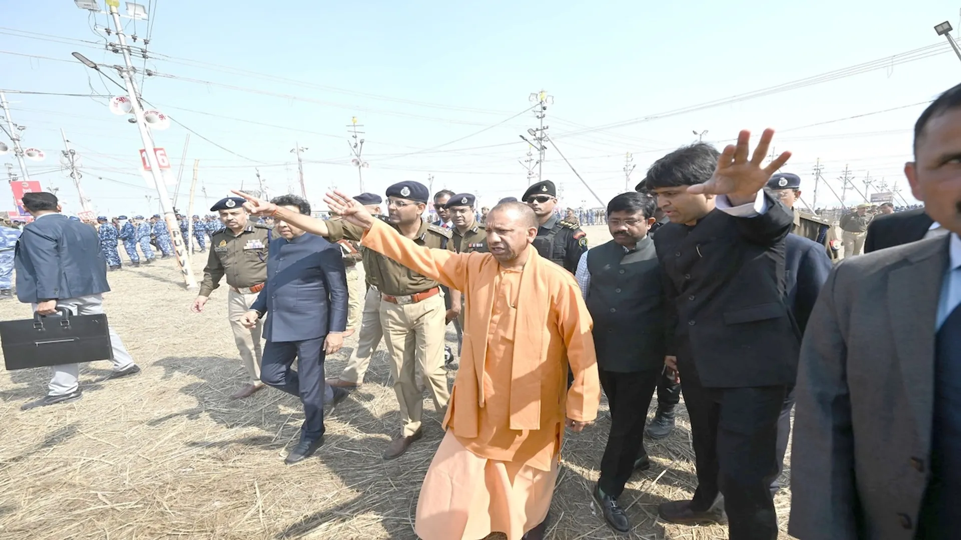 cm yogi adityanath, mahakumbh 2025