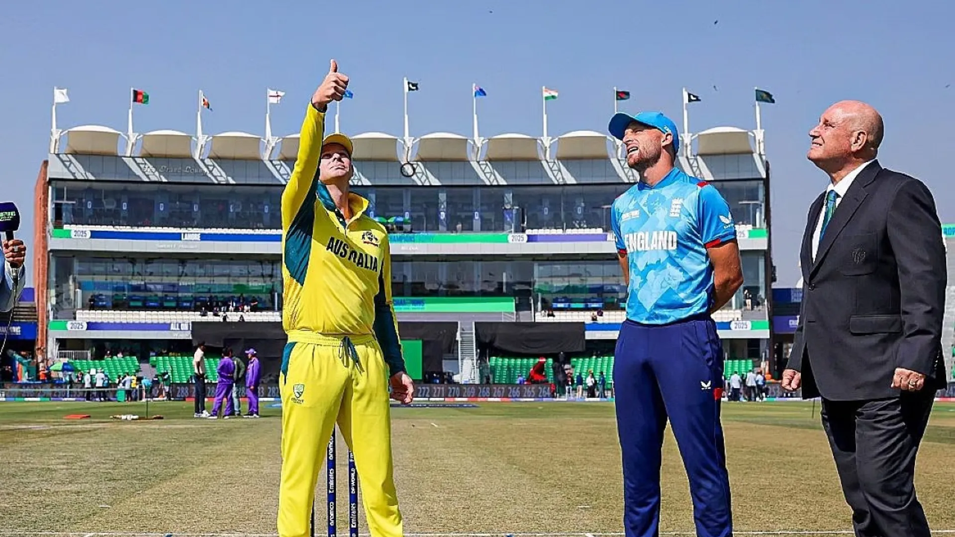 champions trophy, indian national anthem Lahore, australia vs england match, लाहौर में बजा भारतीय राष्ट्रगान, चैम्पियंस ट्रॉफी, पाकिस्तान, ऑस्ट्रेलिया बनाम इंग्लैंड मैच, indian national anthem Pakistan,