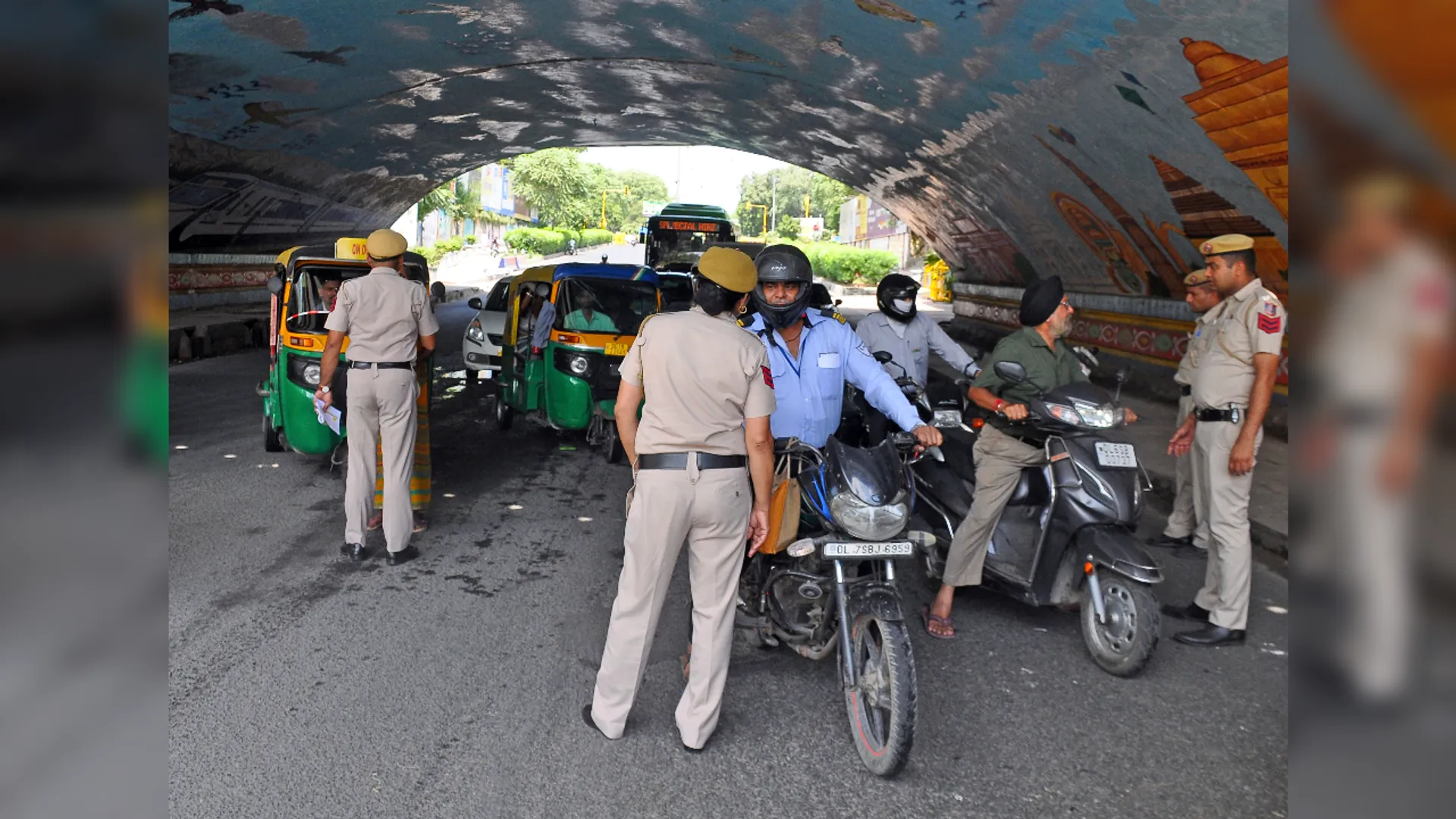  mv act fines motor vehicle act fines, penalty for traffic violations, ट्रैफिक नियम, ट्रैफिक रूल