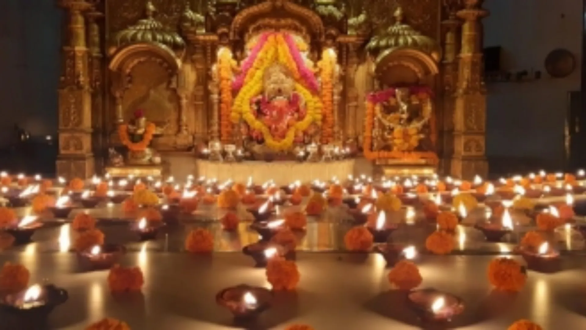 Siddhivinayak Temple Earning 