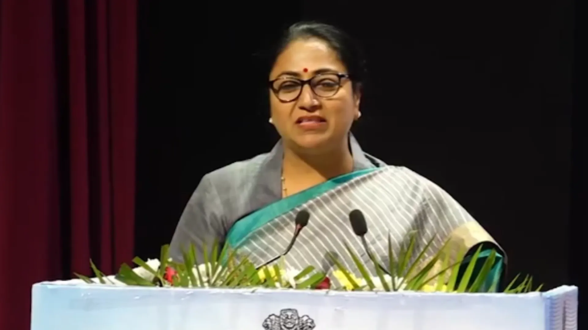 Delhi CM Rekha Gupta implementd ayushman bharat yojna