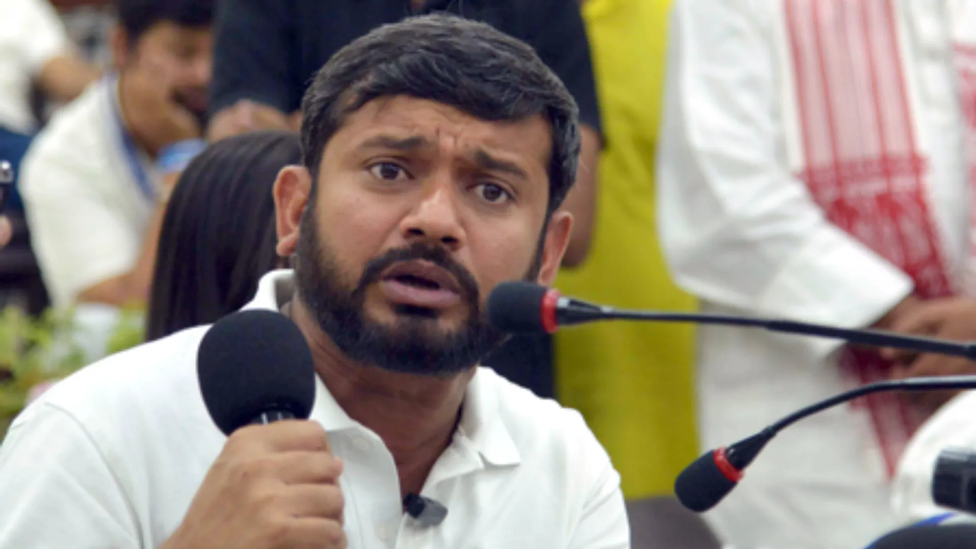 bihar bjp filed police compalint against congress leader kanhaiya kuamr 