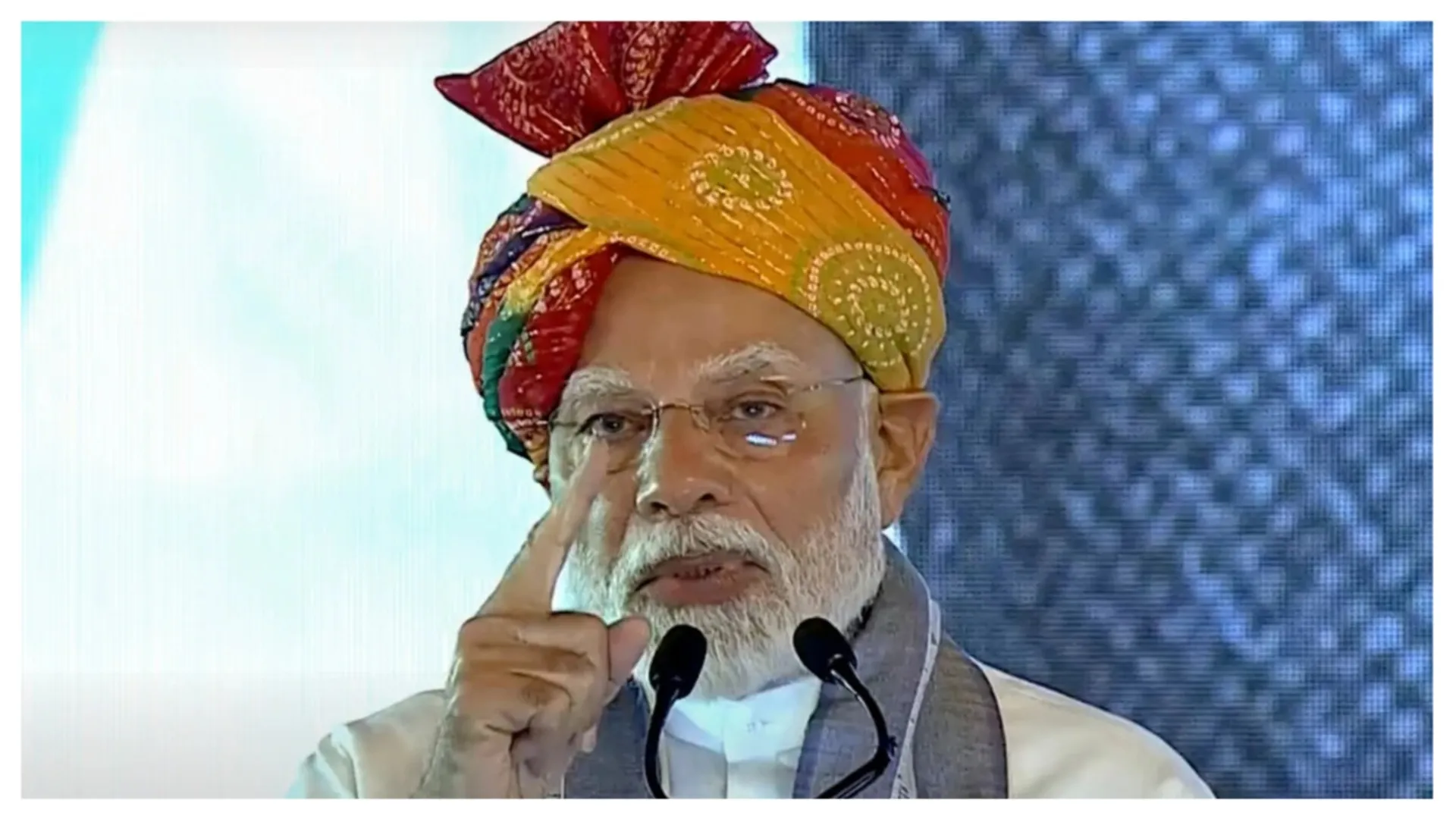 पीएम मोदी का कांग्रेस पर आरोप