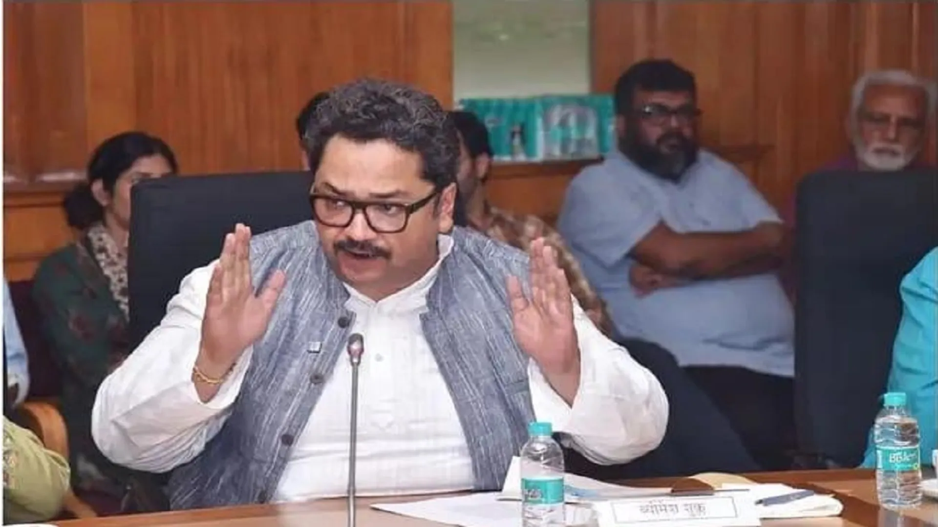 Vyomesh Shukla 1