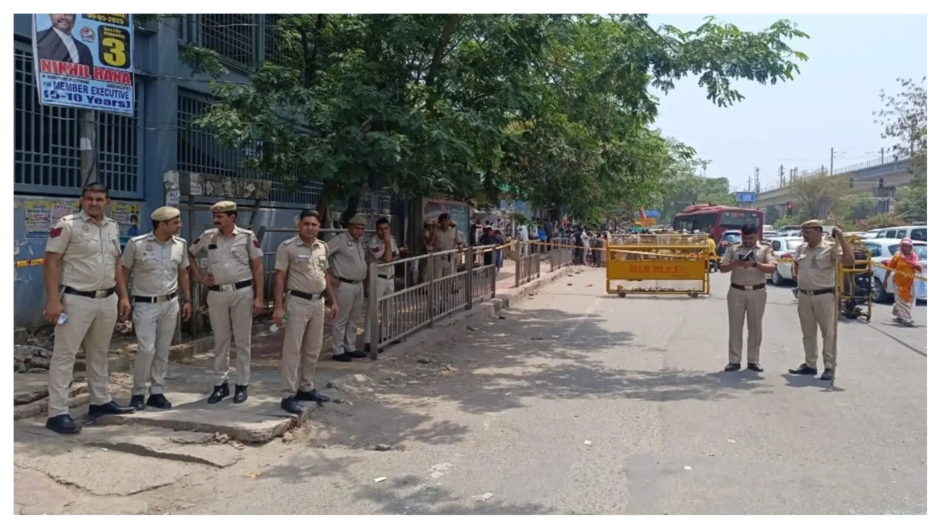 छतरपुर मेट्रो स्टेशन के पास फायरिंग