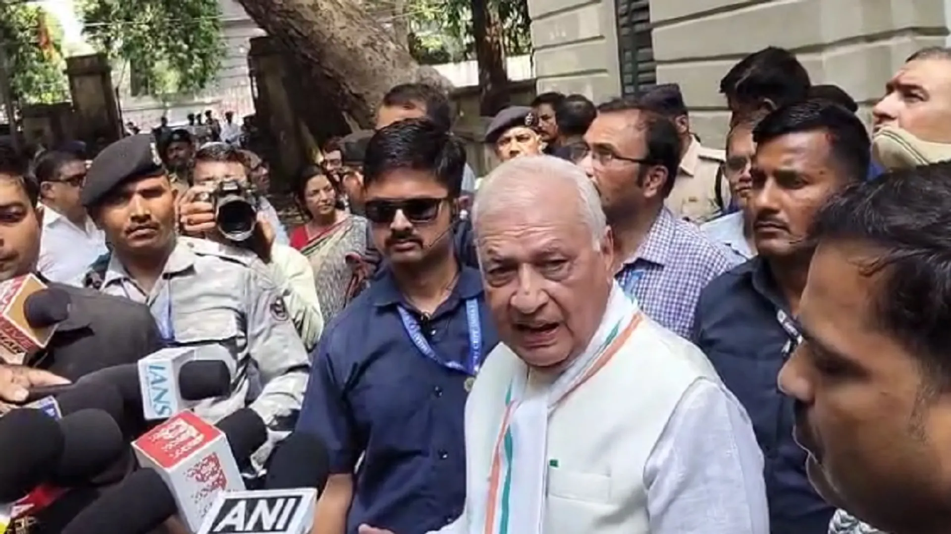 Arif Mohammad khan