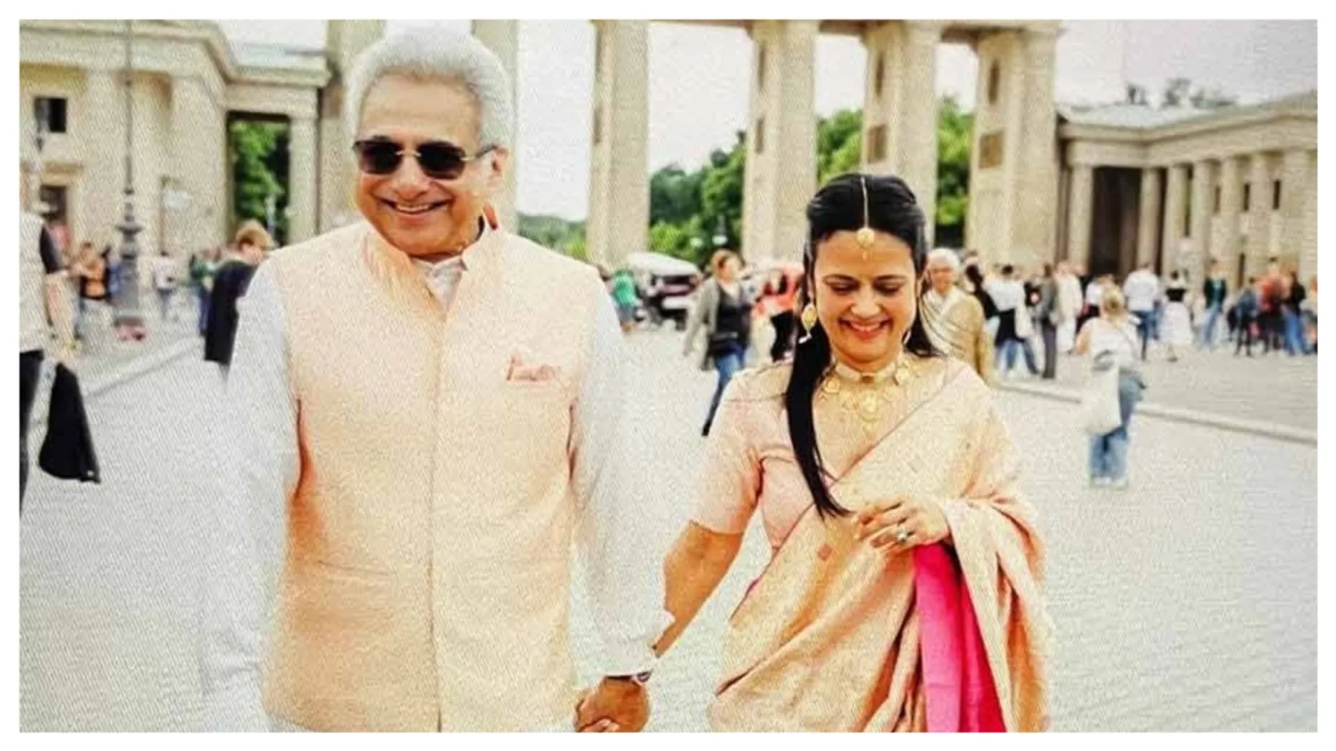 महुआ मोइत्रा 