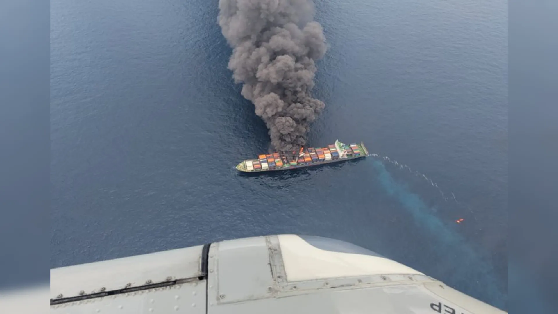 Container ship catches fire off Kerala coast, cargo ship fire, Wan Hai 503, Singapore-flagged ship, Chinese container ship, Beypore port, Azhikkal port, Ezhimala, Kannur, Mumbai, Colombo, Indian Navy, Coast Guard, maritime rescue,