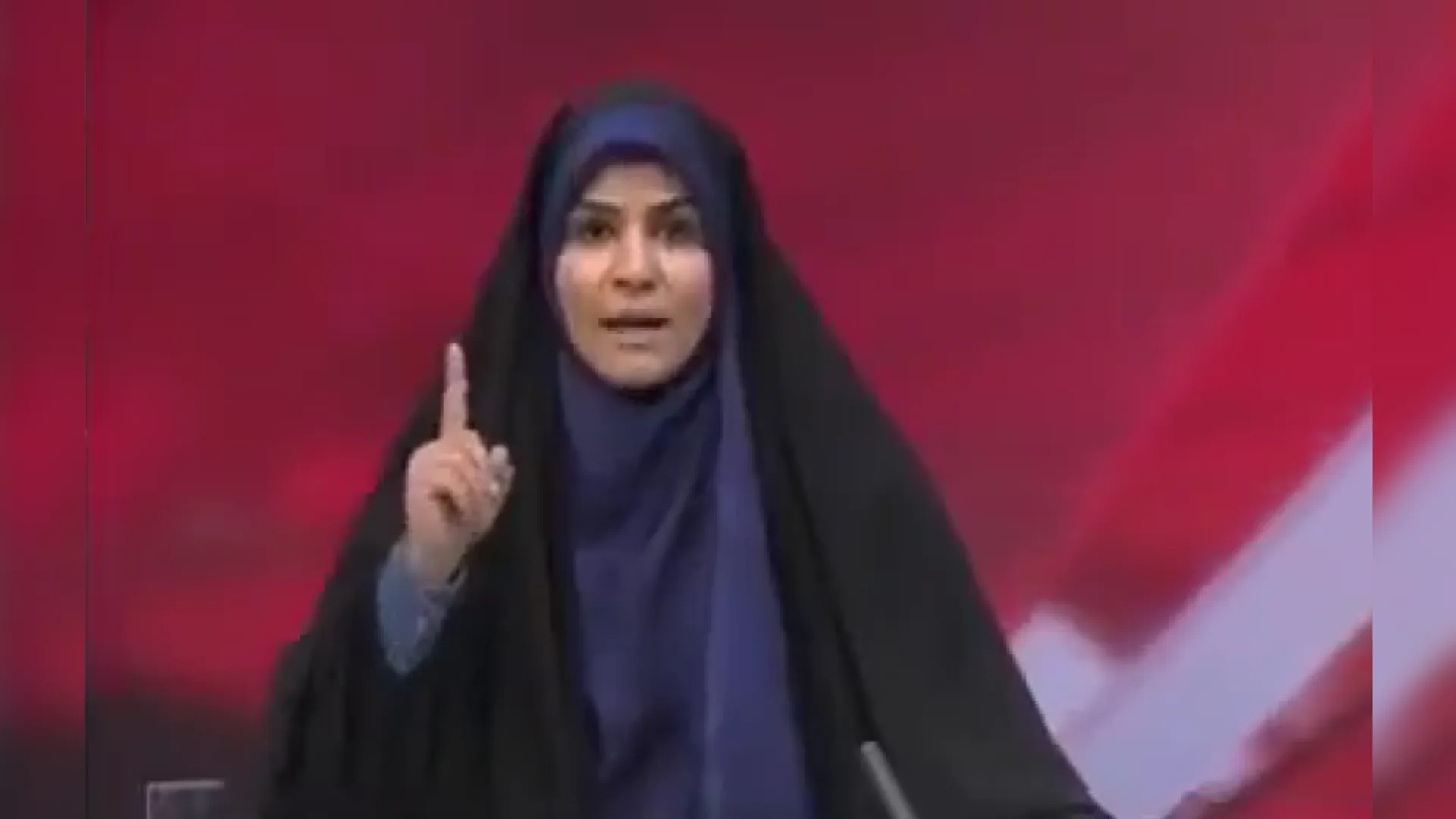 Israel bombs Iranian state media headquarters during live broadcast, Israel iran conflict, Israel attack on Irani tv, live 