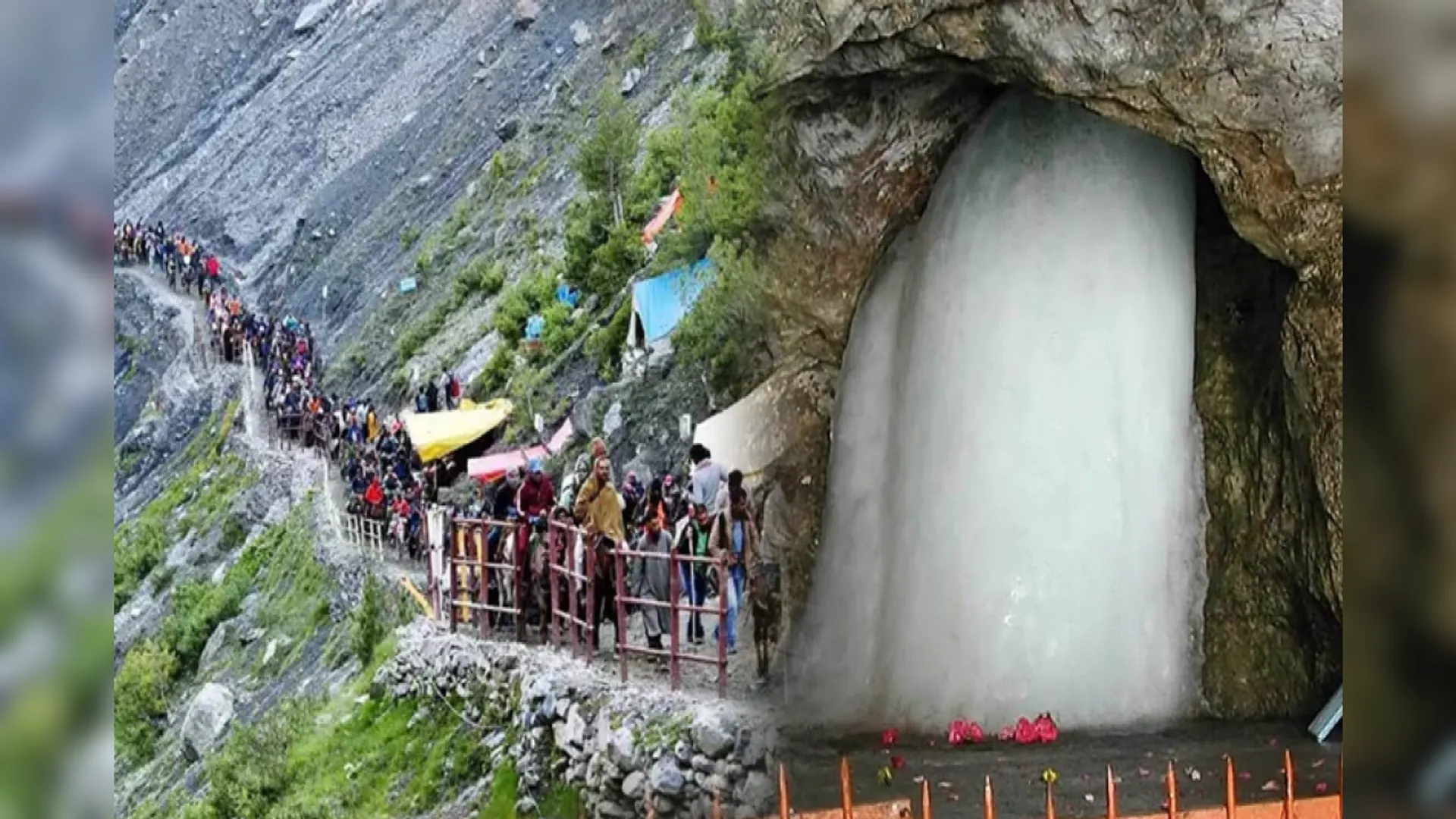amarnath yatra 2025, Amarnath cave shrine, devotees visit Amarnath cave