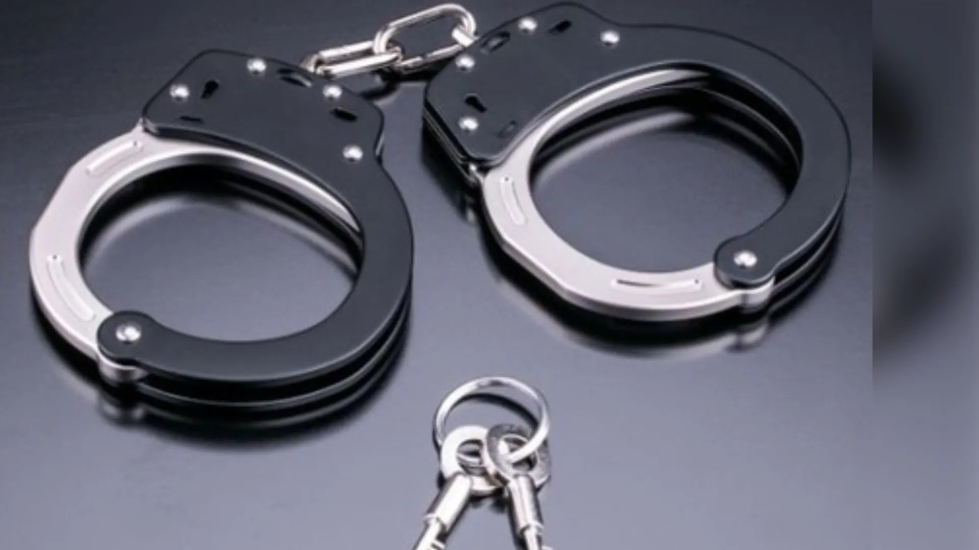 karnataka block president ingaraj kanni arrested in drug smuggling case party shuts the door