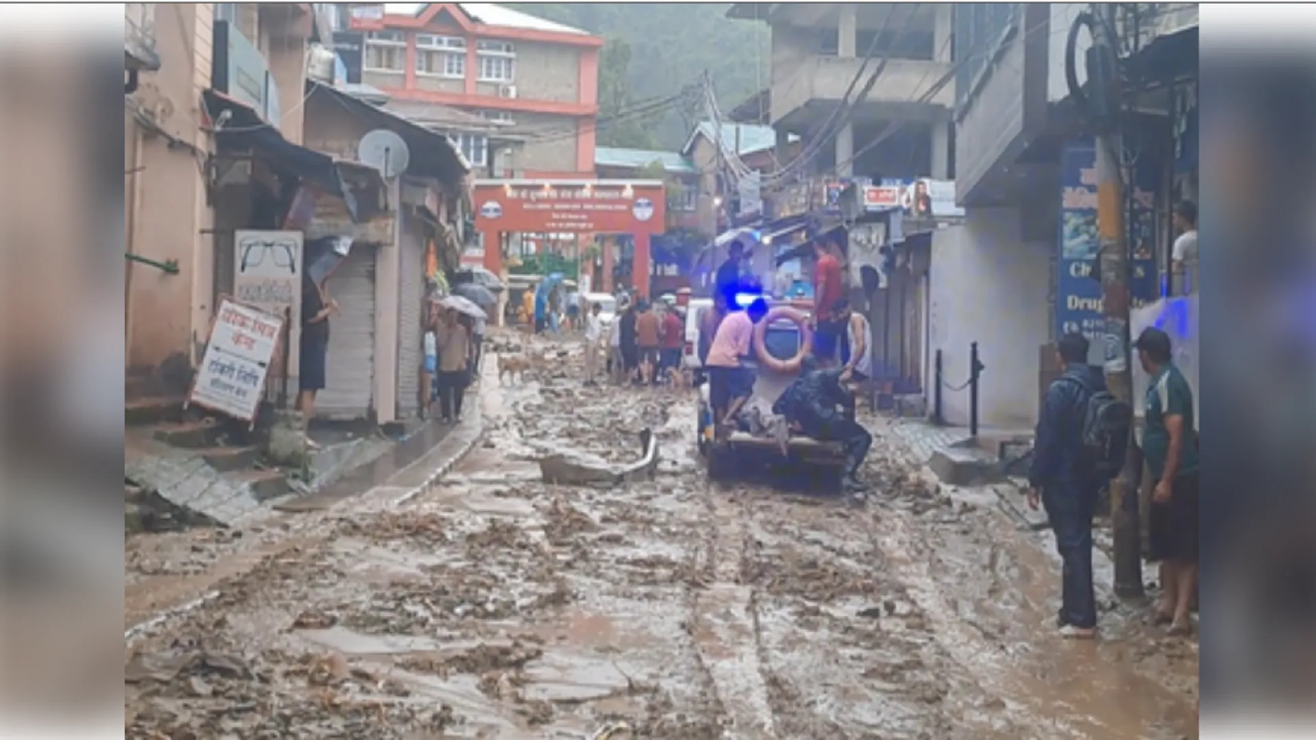 himachal mandi rain, हिमाचल प्रदेश, मंडी में बारिश, बारिश से मंडी में 3 की मौत, मंडी में कई मकान ढहे