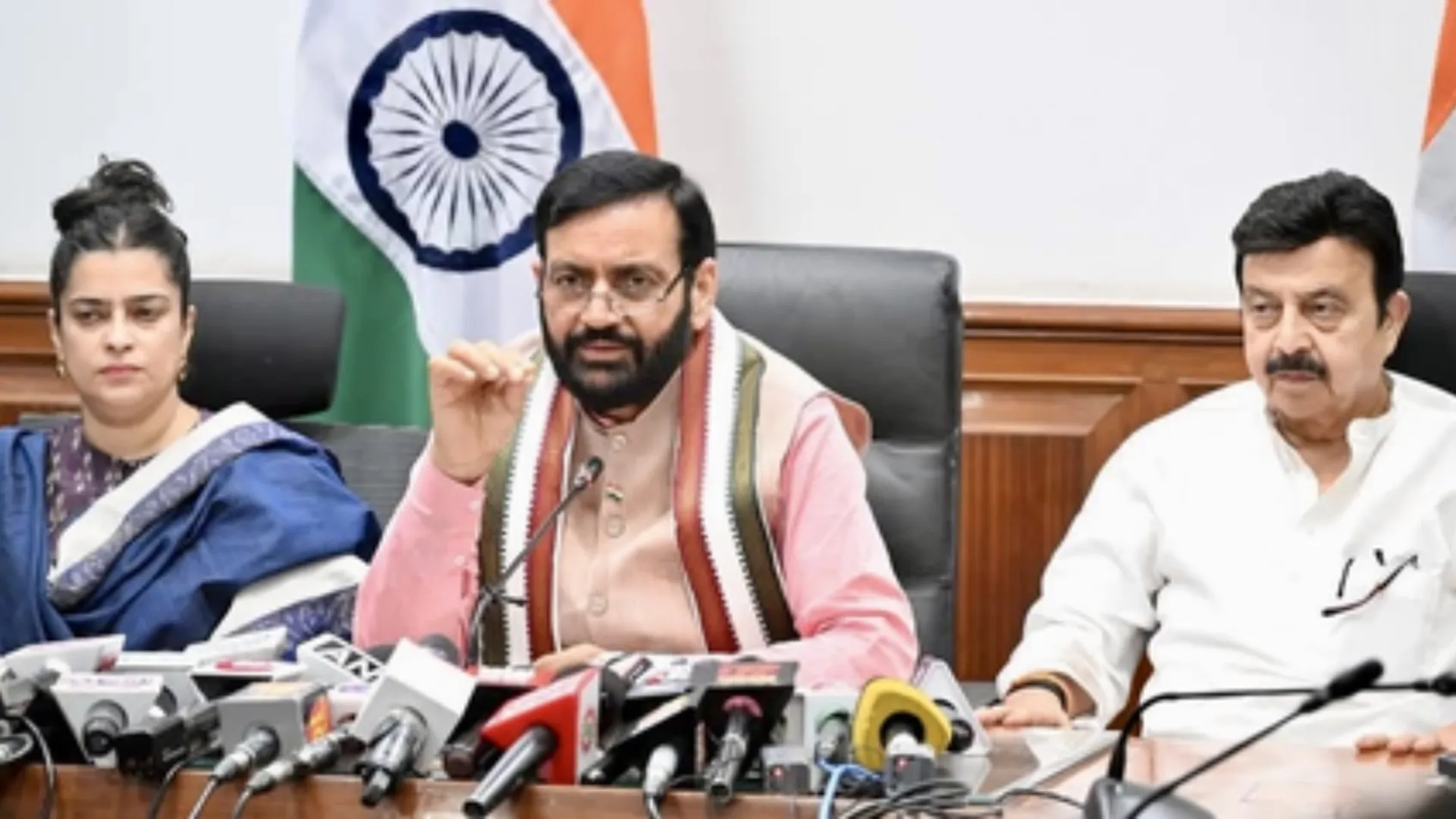 haryana cm nayab singh saini ordered transfer of sp and suspension of 5 policemen in teacher murder case