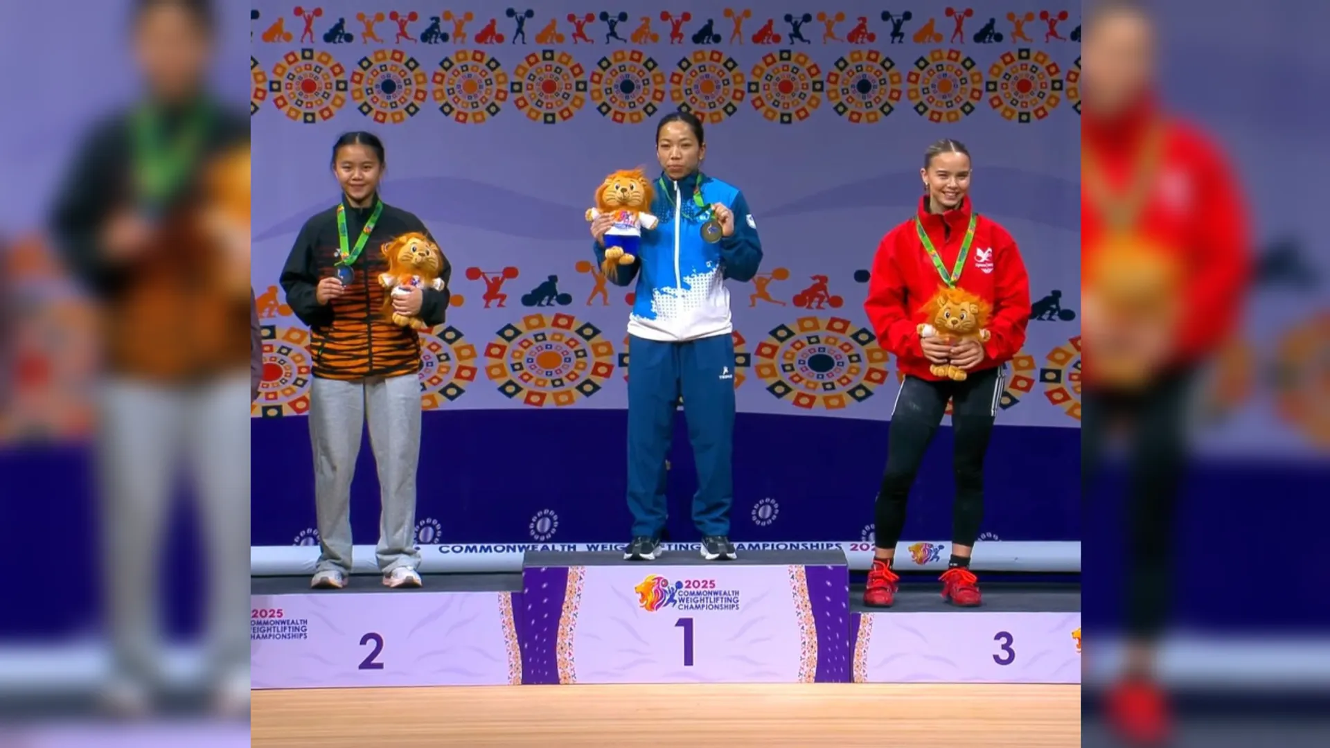 Mirabai Chanu wins gold at Commonwealth Weightlifting Championships