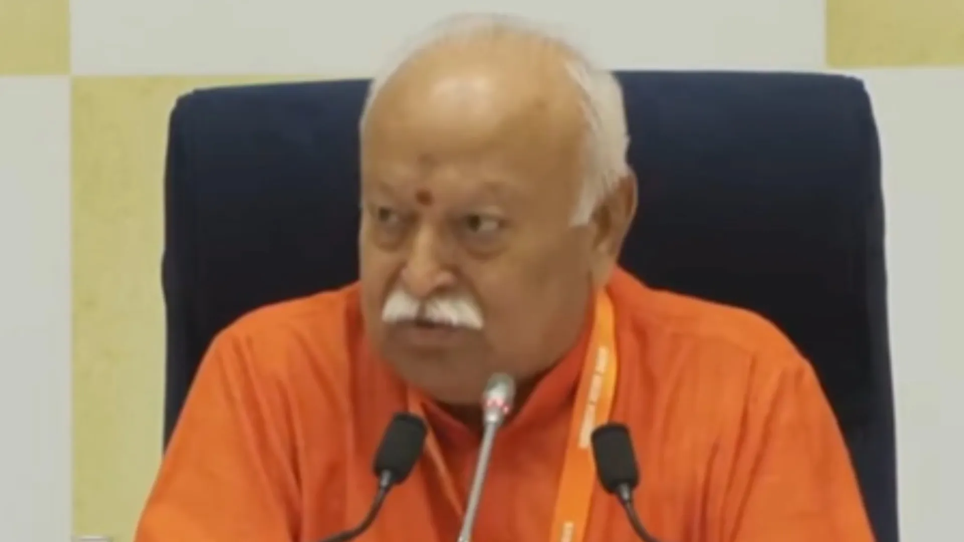 rss chief mohan bhagwat advocates 3 child told family suffer less