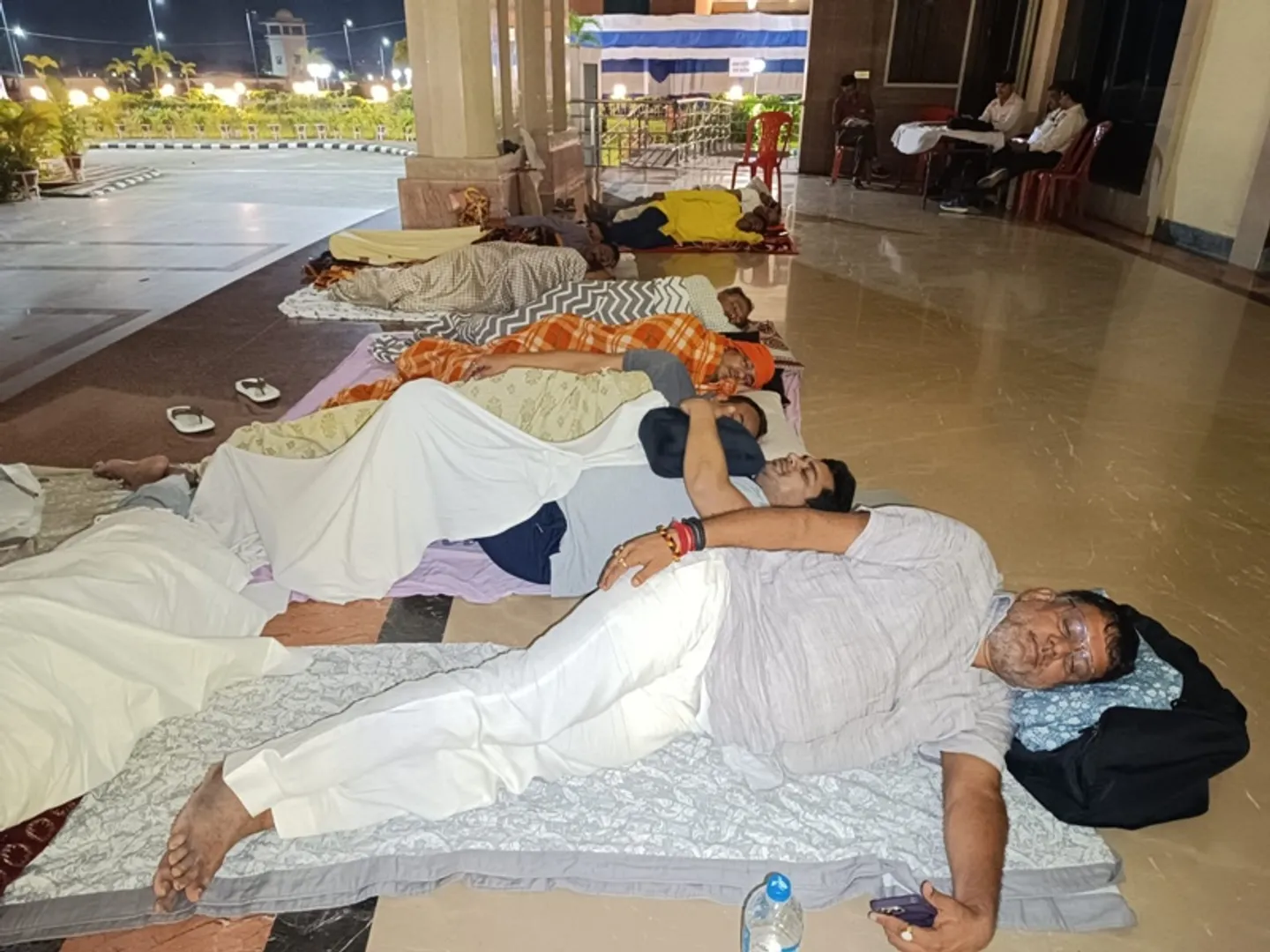18 Jharkhand BJP MLAs who protesting for 2 days suspended opposition accused Speaker Rabindranath Mahto of bias