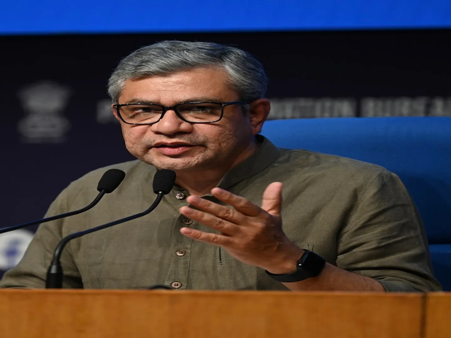 ब्रॉडकास्ट बिल को लेकर बैकफुट पर सरकार! सुझाव के लिए डेडलाइन बढ़ाई गई...क्या है विवाद?