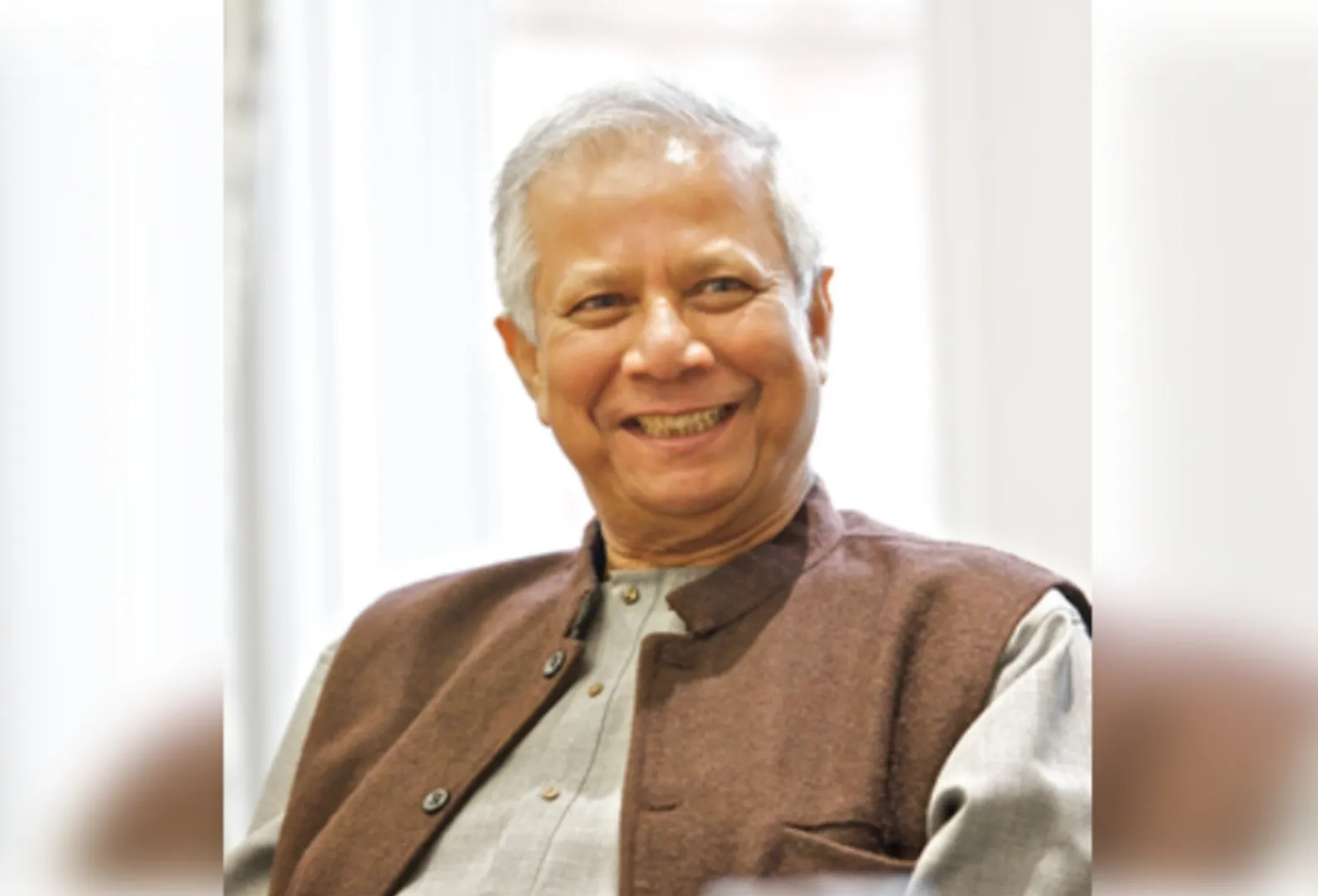 बांग्लादेश में तख्तापलट के बीच नोबेल पुरस्कार विजेता मोहम्मद युनूस की चर्चा क्यों हो रही है?