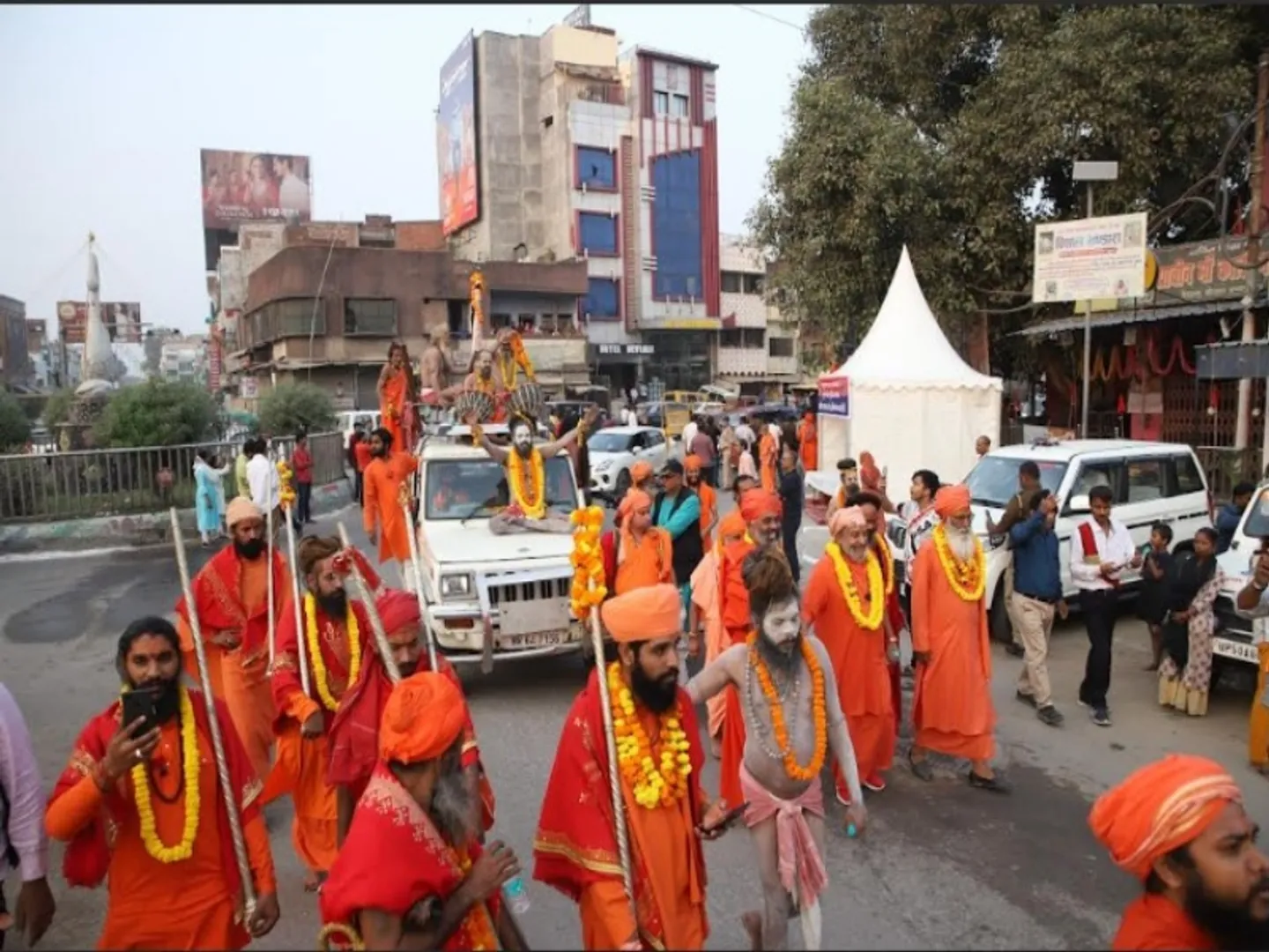 महाकुंभ: श्री पंचायती आनंद अखाड़ा जहां नागा साधुओं ने की थी धर्म की रक्षा, 1200 साल पुराना है इतिहास