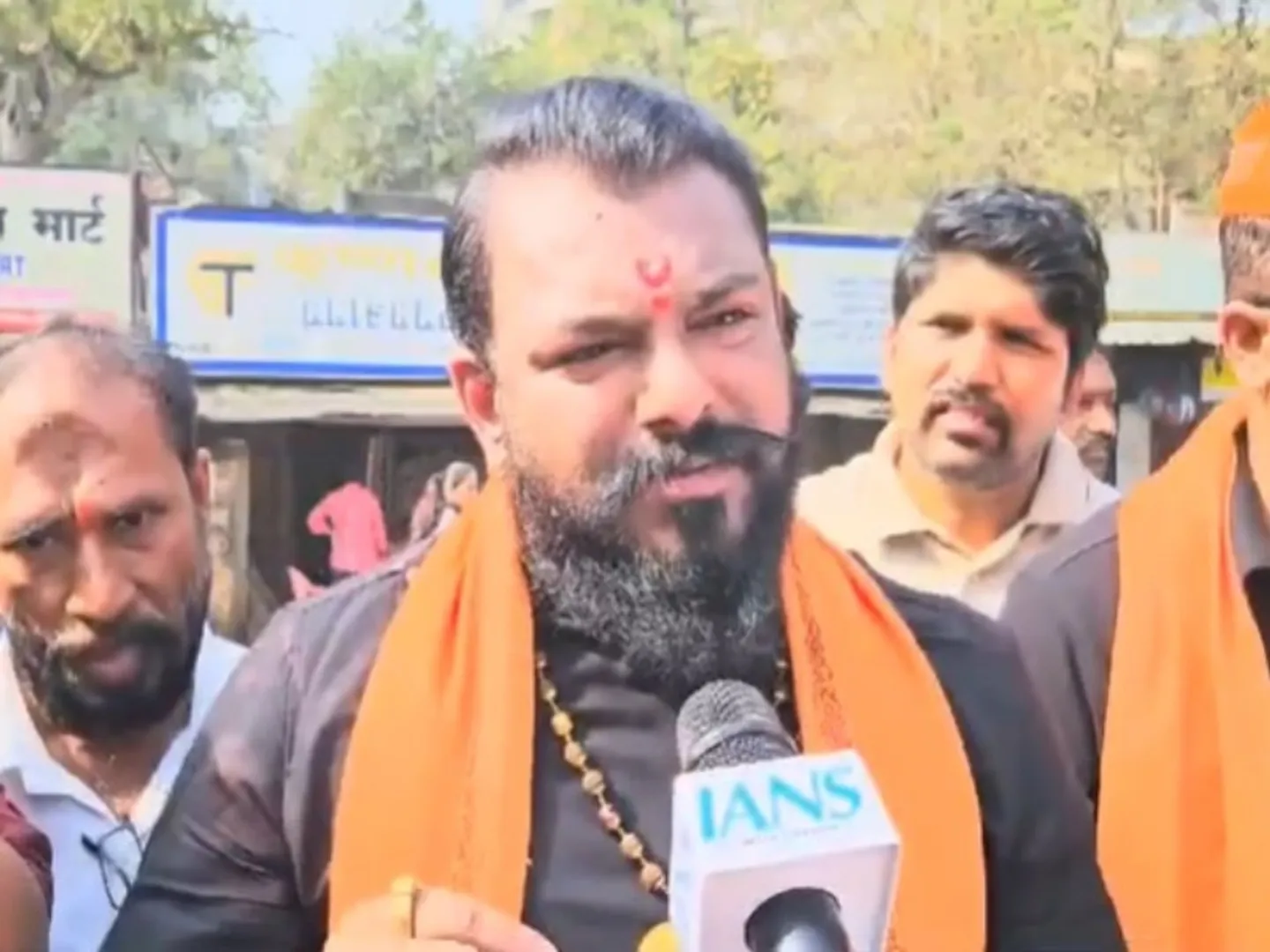 महाराष्ट्र: बीड सरपंच हत्याकांड, एसआईटी की मांग को लेकर सड़क पर उतरा मराठा समाज मोर्चा