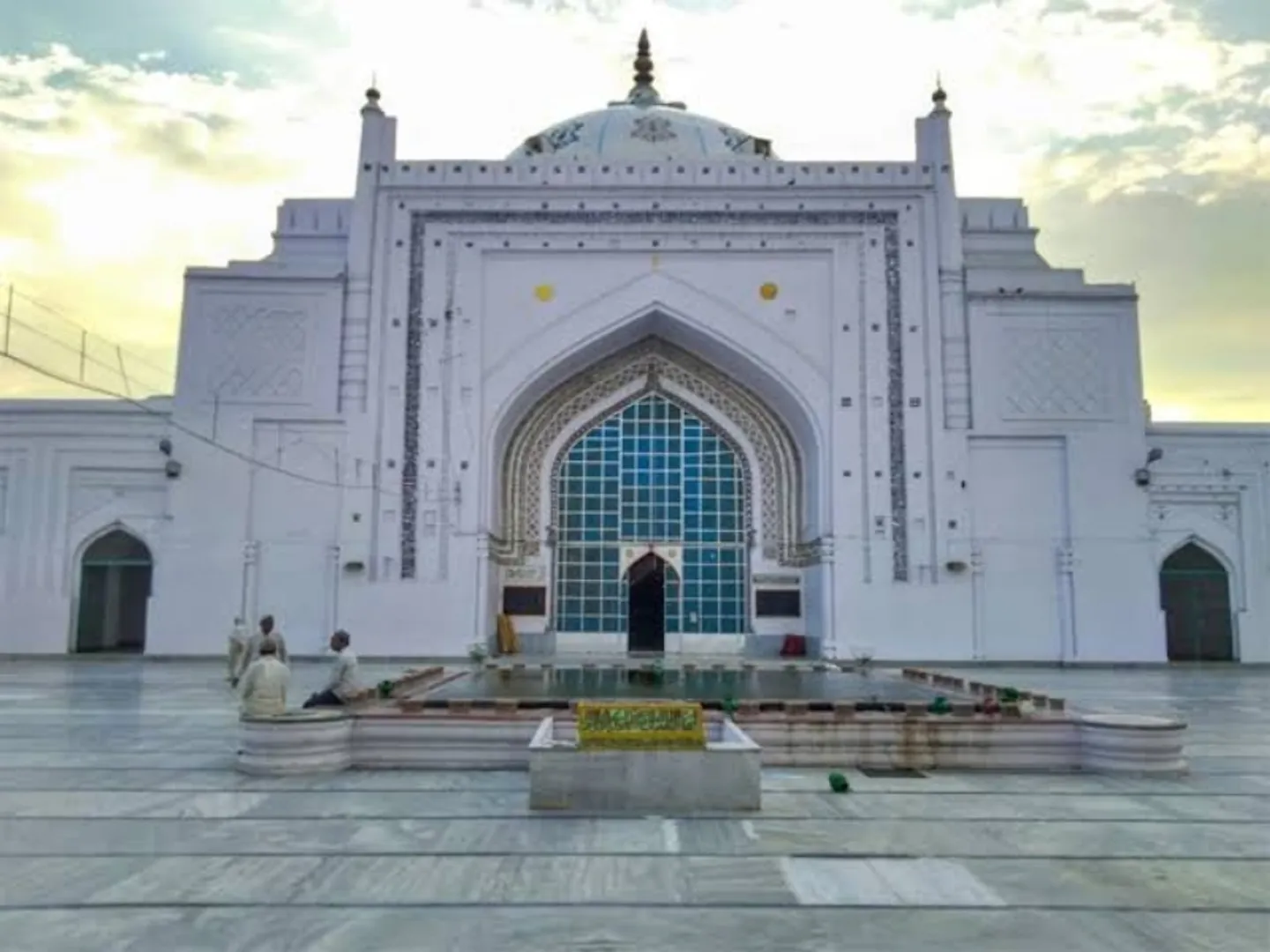 Jama Masjid Shamsi, Neelkanth Mahadev Mandir,बदायूं, जामा मस्जिद शम्सी, नीलकंठ महादेव मंदिर Badaun court, Badaun Masjid and Mandir, Badaun Neelkanth Mahadev Mandir, Badaun Hindu vs Muslim, Jama Masjid,