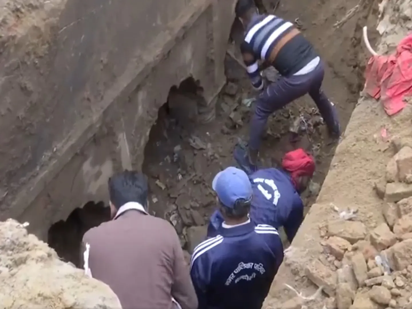 Remains of 250 feet deep Rani Ki Stepwell baori or baoli found during survey in uttar pradesh Sambhal