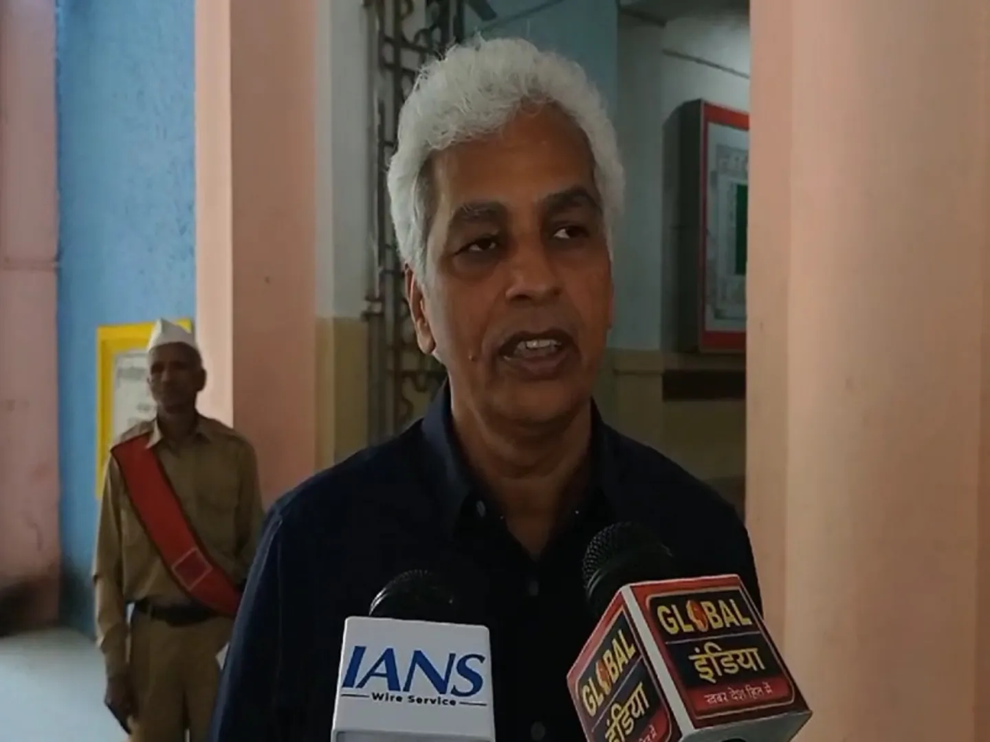 MP: जबलपुर में अवैध फीस वसूली पर कार्रवाई, 38 करोड़ लौटान के आदेश