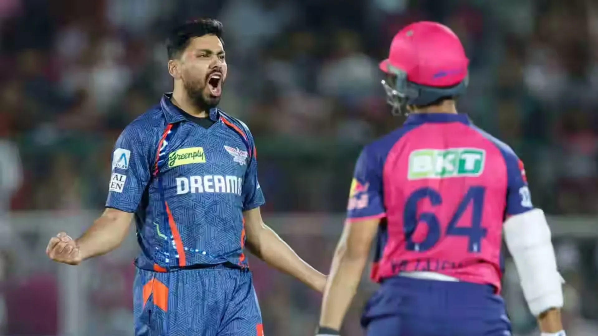 Avesh Khan ने मिचेल स्टार्क से तुलना होने पर दी बड़ी प्रतिक्रिया 