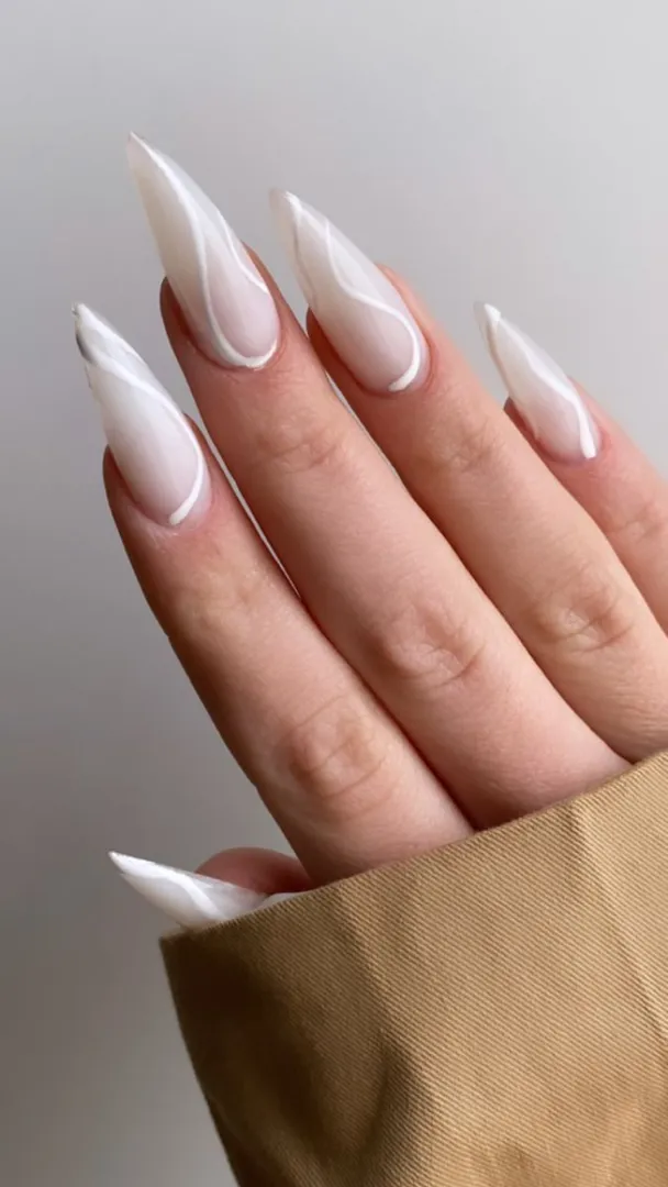  stiletto nails    