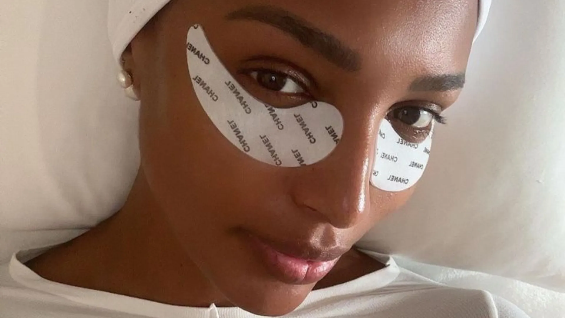 chanel eye