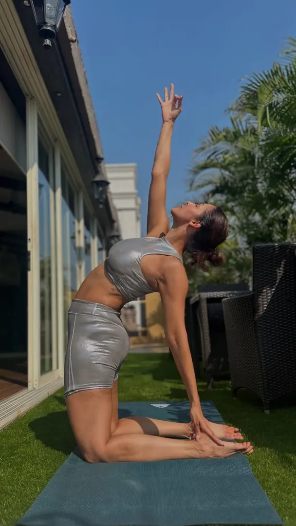 Malaika Arora yoga   
