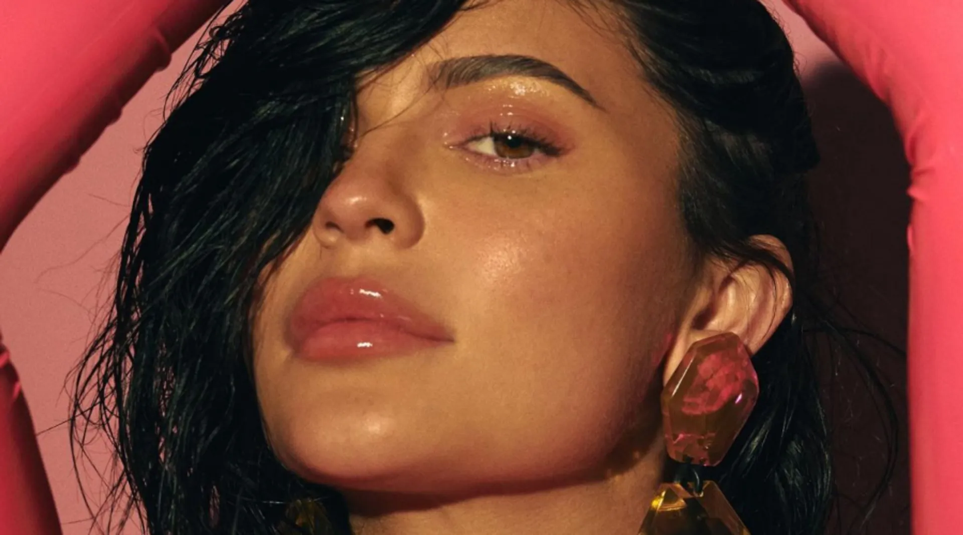 6 Lip Oils You Need To Try For A Glossy And Healthy Pout