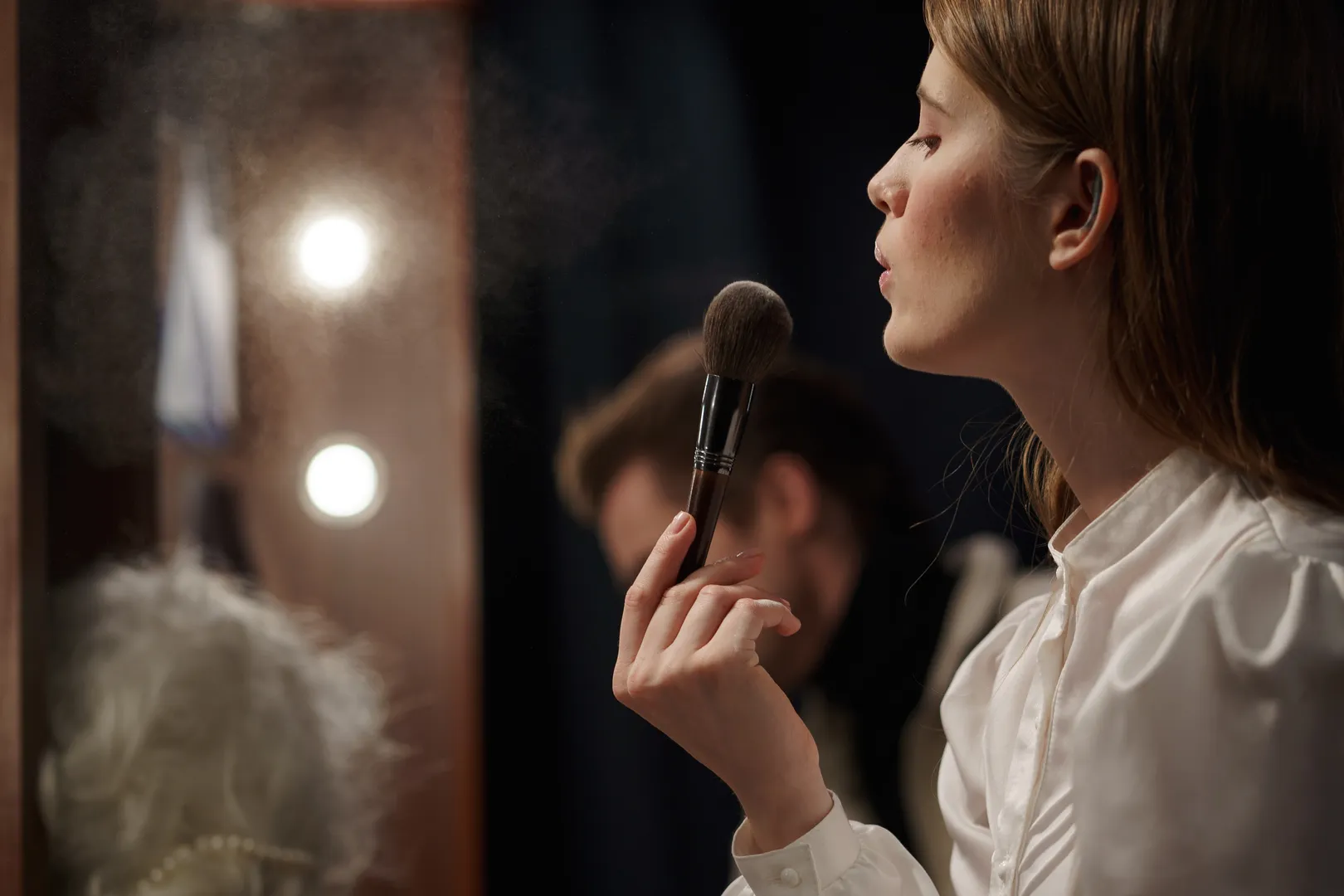 9 Finishing Powders That Will Prevent Your Makeup From Melting Off In This Humidity