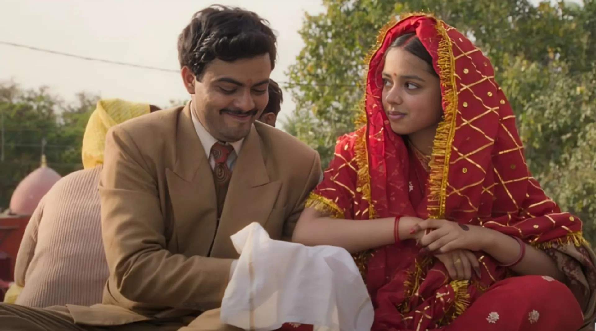  From Heartwarming Films Like Laapataa Ladies to Triggering Movies like Animal, Here’s How Bollywood Strongly Impacts The Audience   