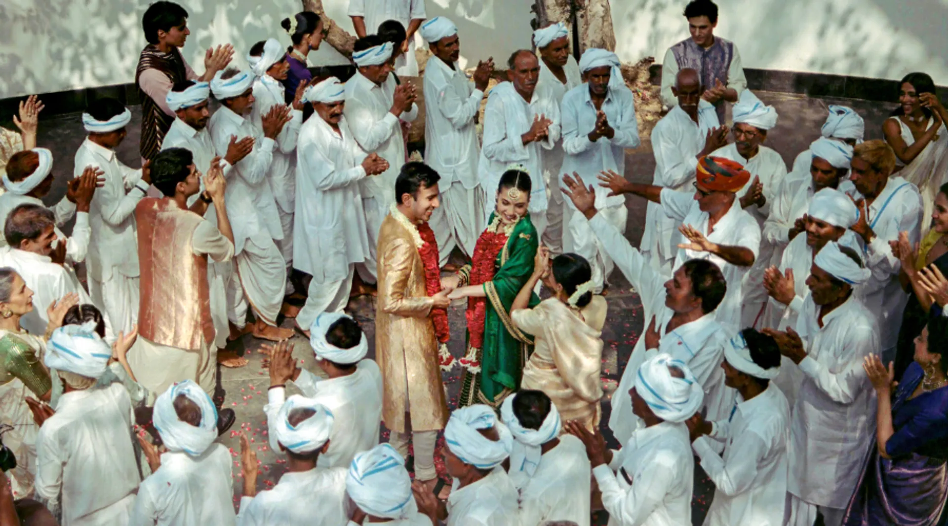  Garland: Raw Mango Weaves Stories Of Love And Identity In Its Festive Collection 2024   