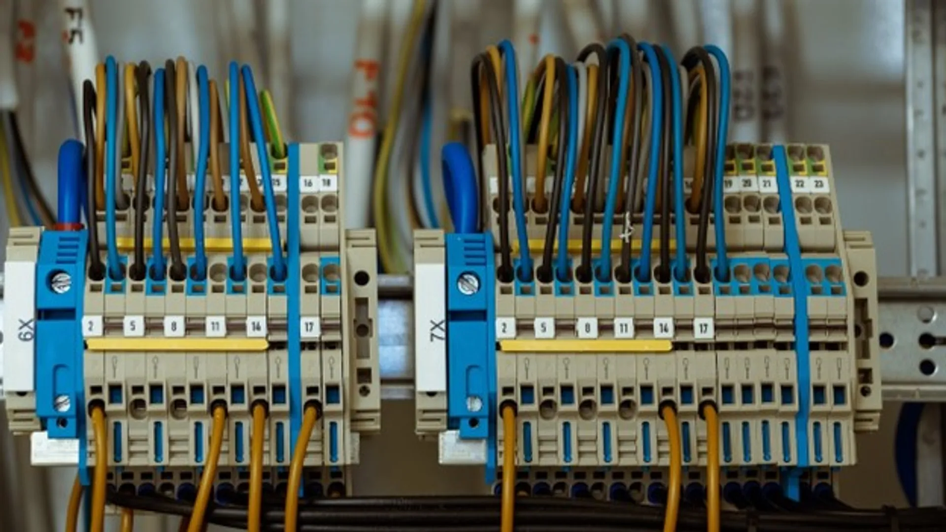 Commercial Electrician