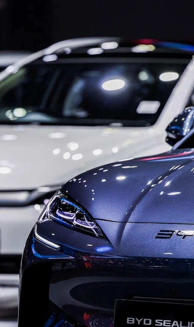EV-Giants-Leading-the-Race-in-2025