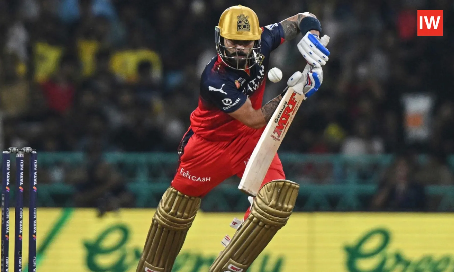 Virat-Kohli-Hits-9,000-T20-Runs-for-Royal-Challengers-Bengalur