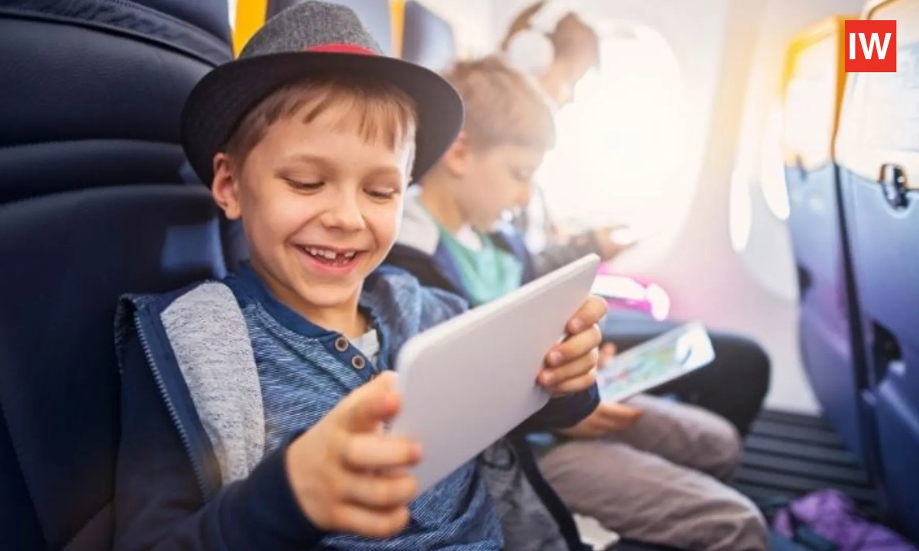 The-Ultimate-Family-Travel-Tech