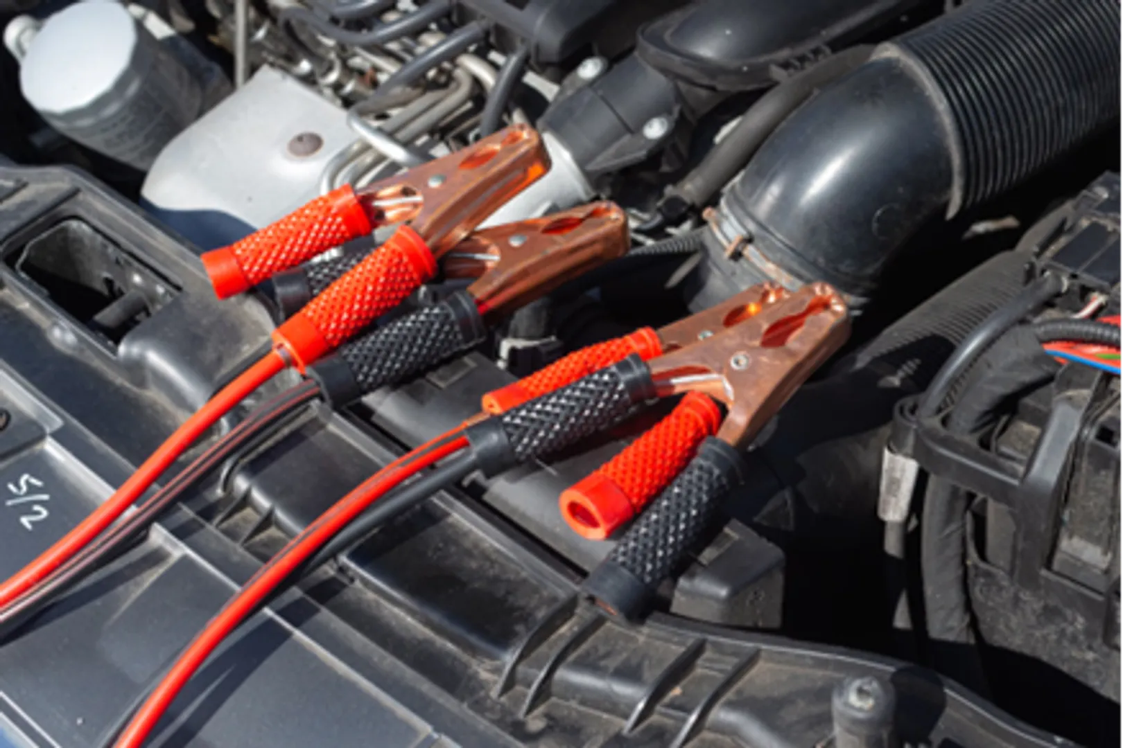5 Tips to Extend Your Battery's Life and Avoid Breakdowns