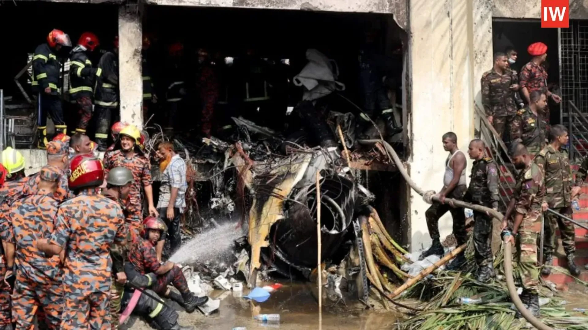 Jet Crash Horror Dhaka School Turns Into Fireball 19 Killed Including Children