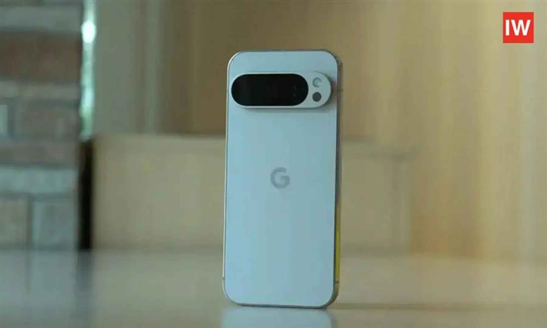 Google-Pixel-9-Becomes-More-AffordableRs-12,000-Price-Drop-on-Flipkart-(iw