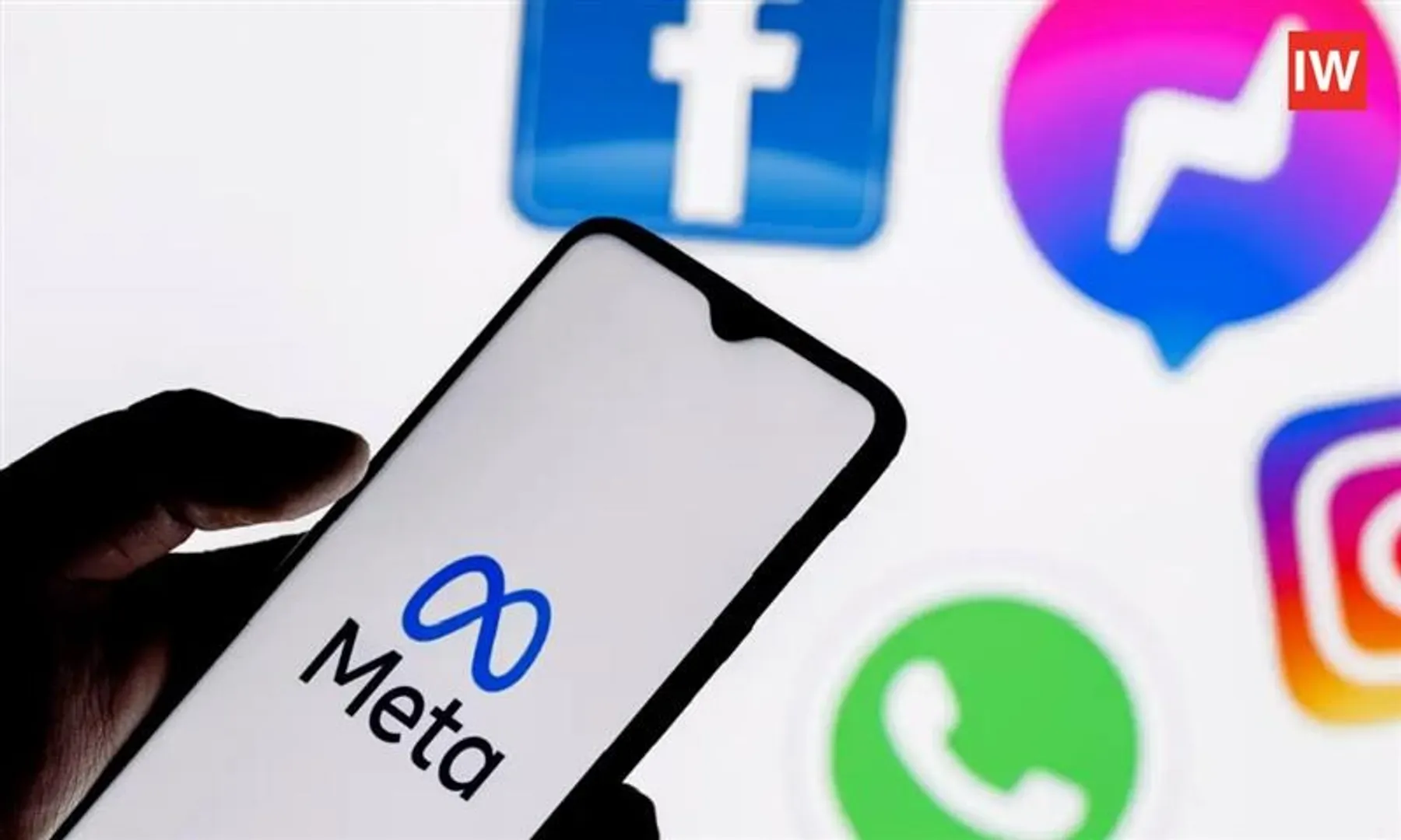 Meta-wants-candidates-to-use-AI-during-job-interviews.-Yes,-even-during-coding