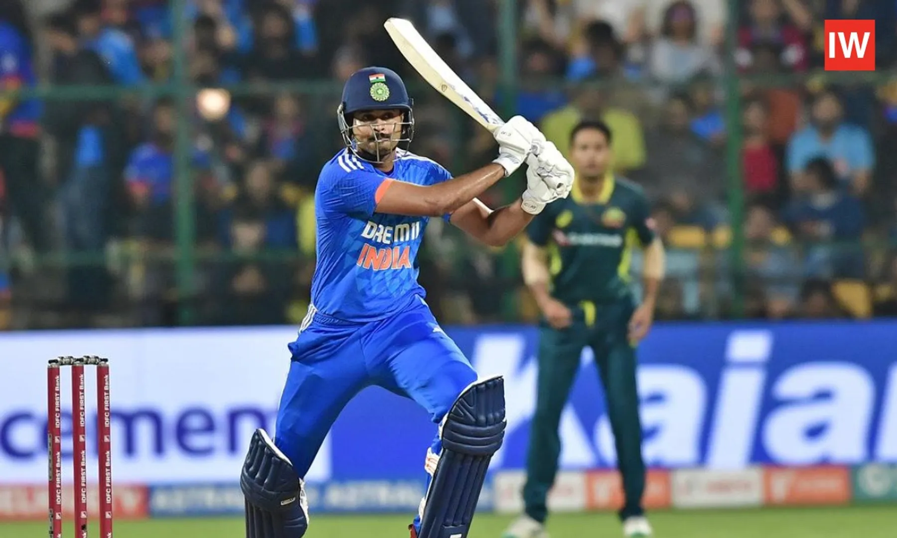 India-Asia-Cup-2025-Squa-Shreyas-Iyer,-Jitesh-InGill