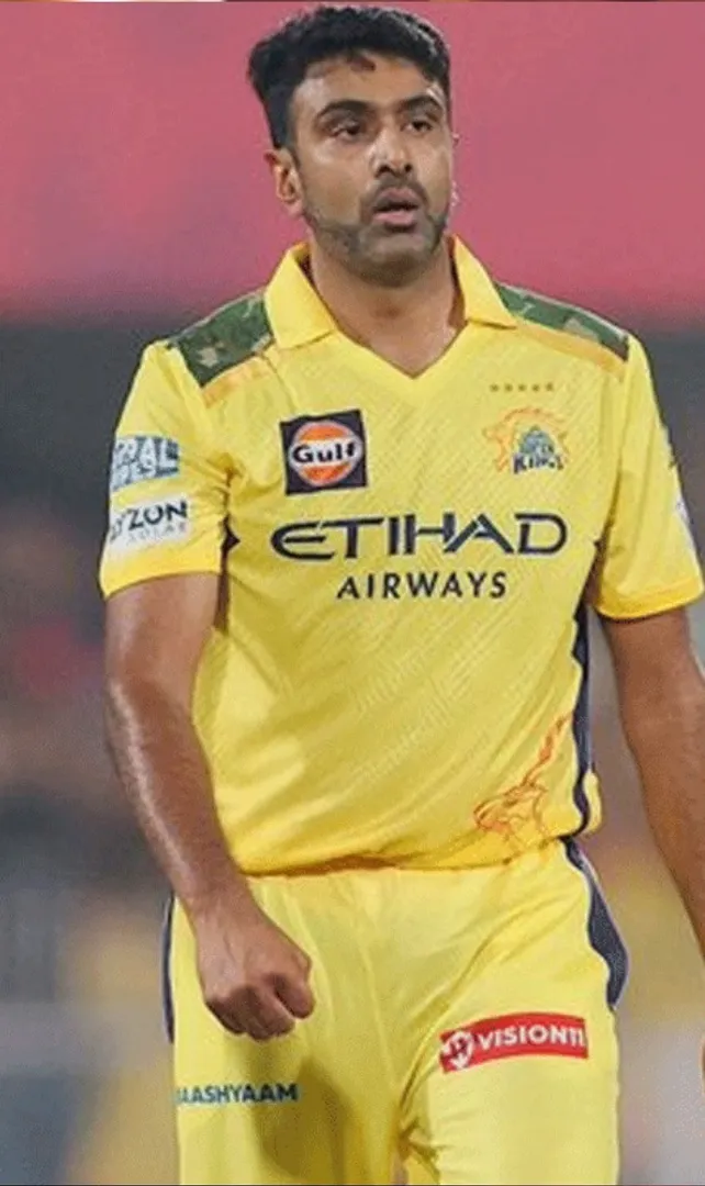 Ashwin’s-carrom-ball-in-IPL-2012-stunned-top-batsmen,-earning-him-recognition-as-one-of-the-smartest-spinners.