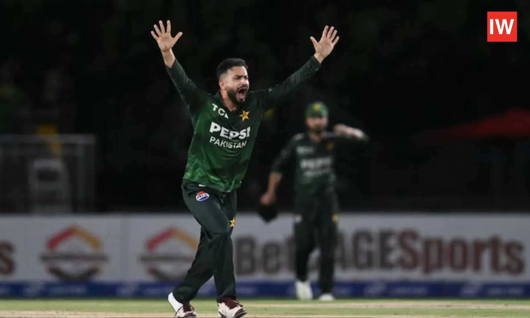 Pakistan-Coach-Declares-Nawaz-Best-Spinner,-Warns-India