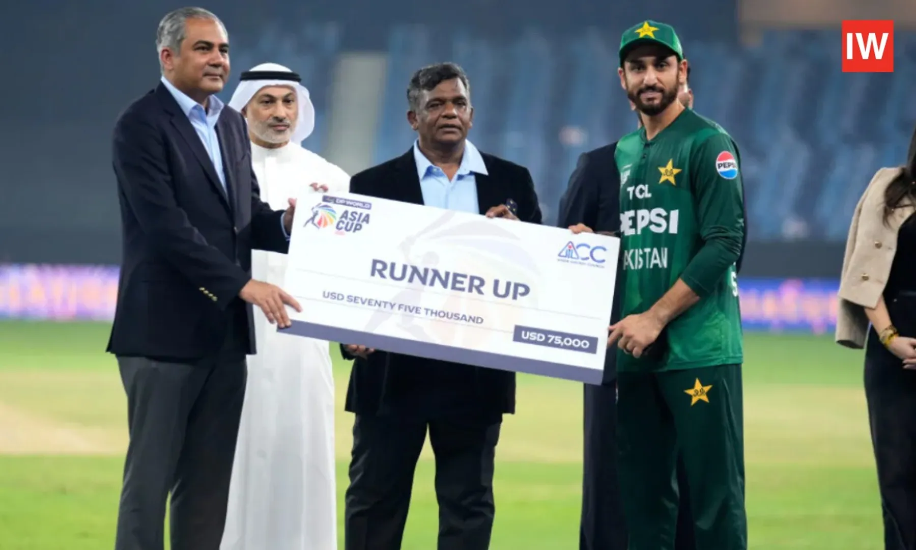 Asia-Cup-Finalndia-Wins,-Salman-Agha-Sparks-Outrage-by-Throwing-a-Cheque