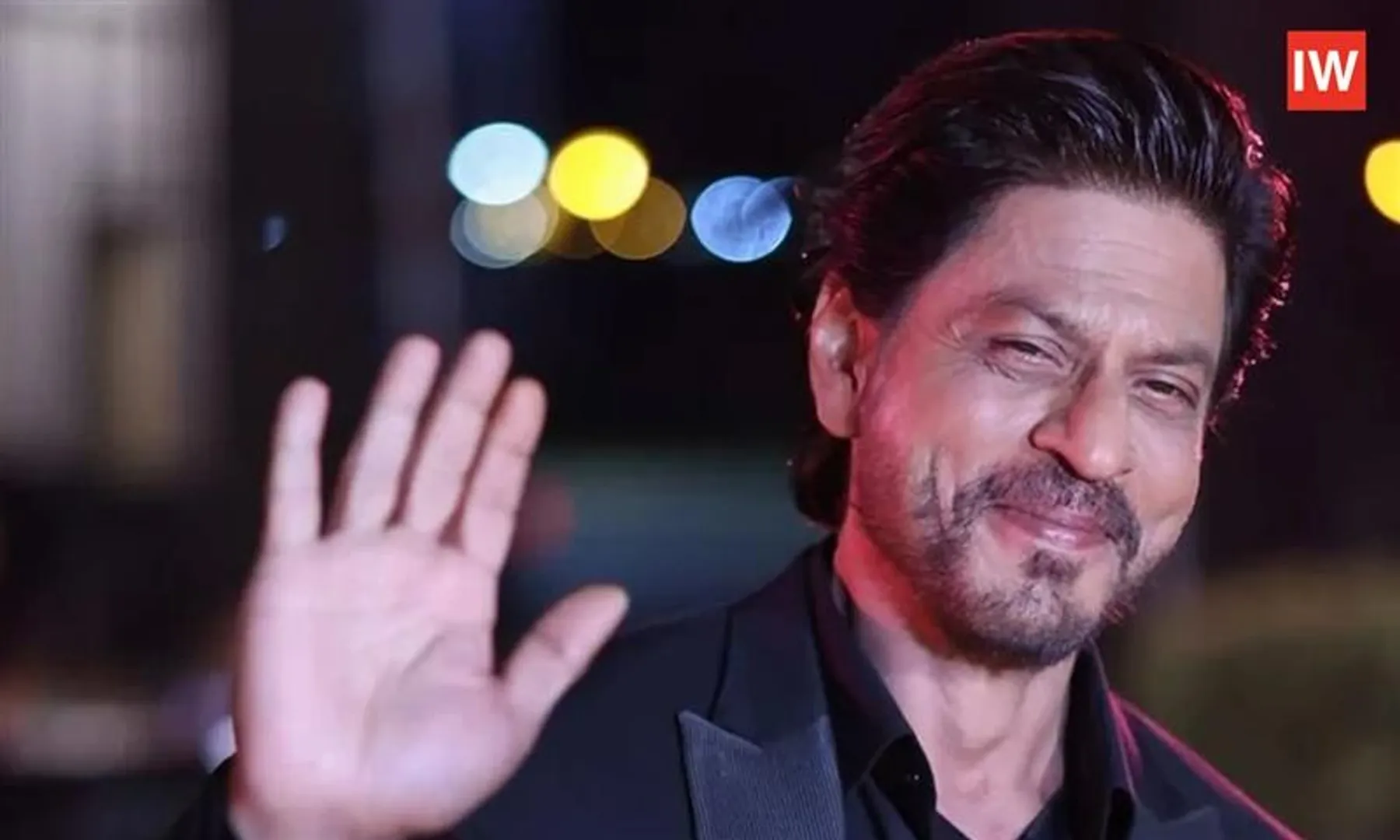 SRK-Enters-Billionaire-Club-For-First-Time.-See-Bollywood's-Top-5-Richest