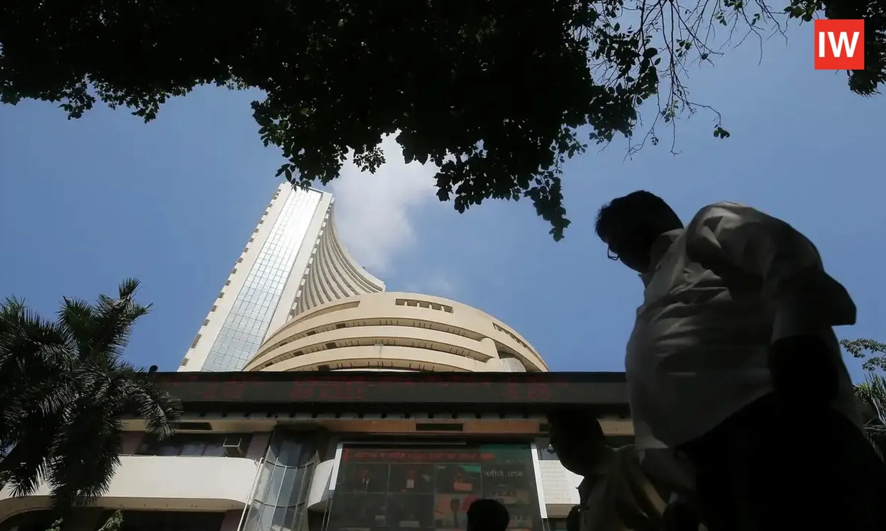 ensex-at-82,192.33,-Nifty-Rises-to-25,216.2